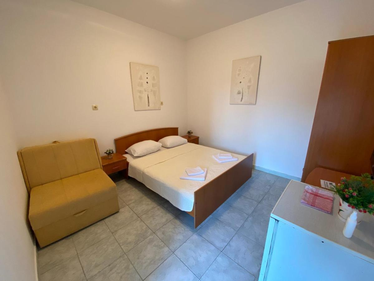 Apartments Mandarina Garden Petrovac エクステリア 写真