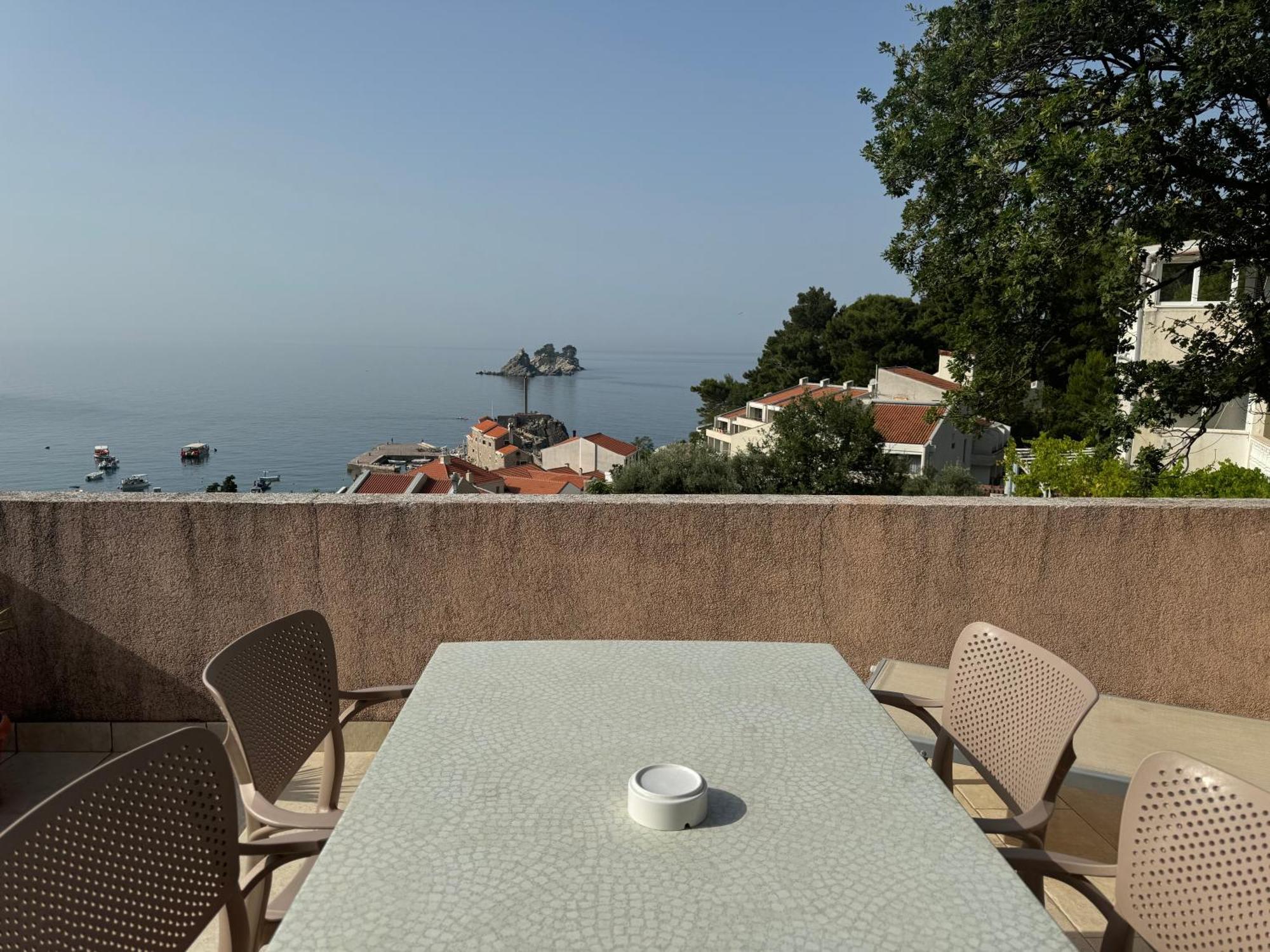 Apartments Mandarina Garden Petrovac エクステリア 写真